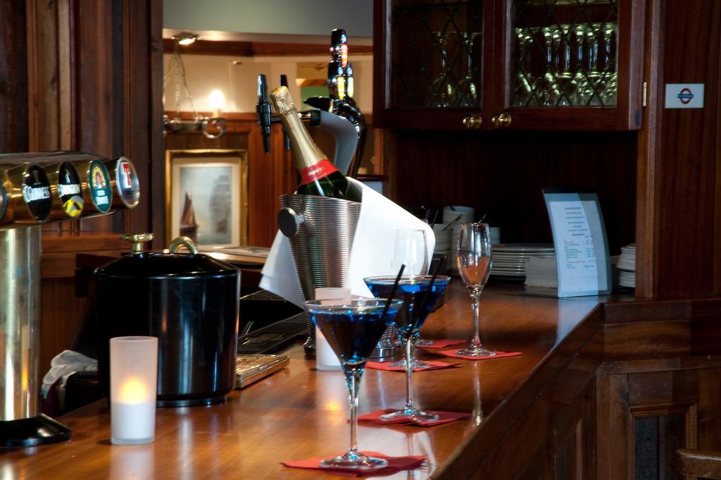 The Mariner Hotel Aberdeen Buitenkant foto